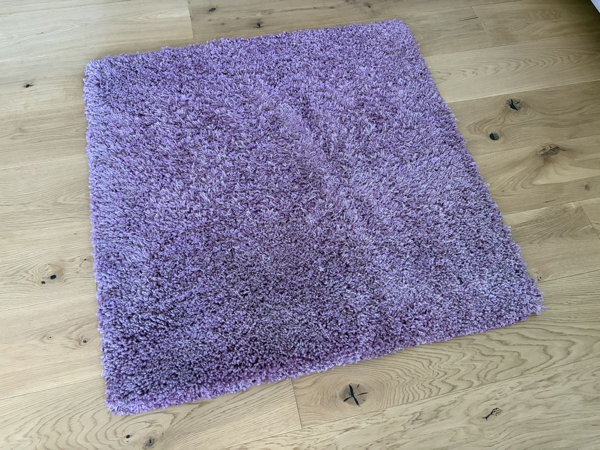 Tappeti: Teppich lila 1 x 1 Meter – Usato da Sirnach venduto da Schnuffel01