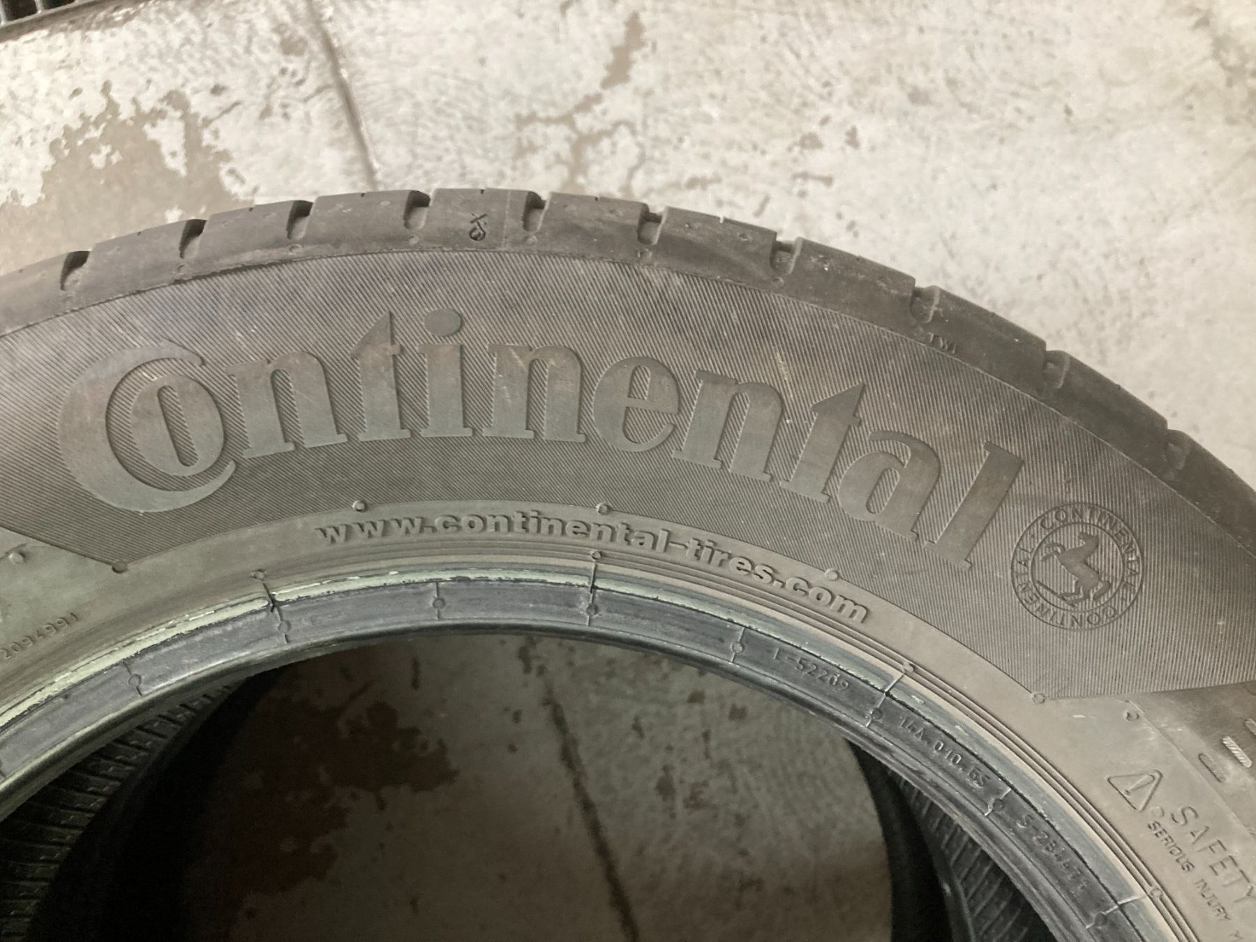 Continental Pneus & Kompletträder: 185/65R15 Sommerpneu Continental – Gebraucht aus Cham von Cham6332 5