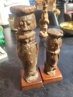 Aus einer Sammlung.Zwei antike afrikanische Holzfiguren