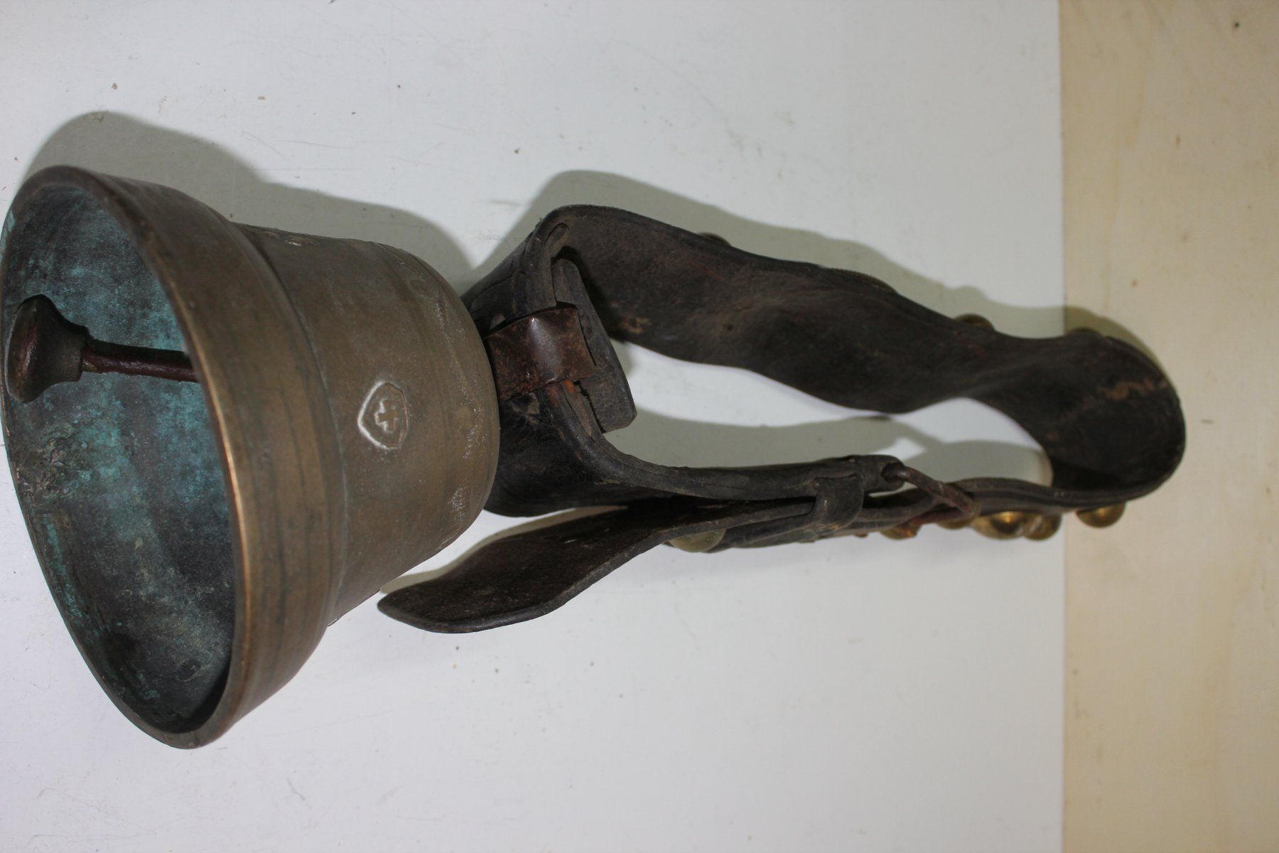 Glocken & Treicheln: Kuhglocke  Bronze – Gebraucht aus Reinach AG von hispo 3