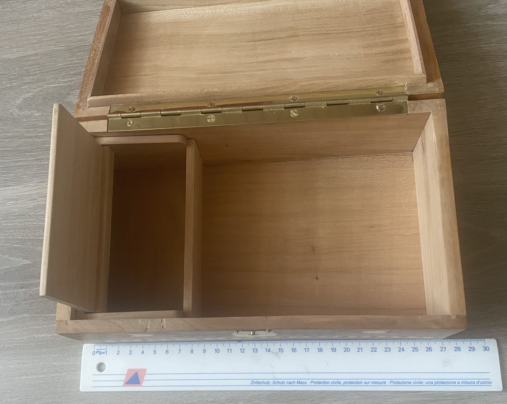 Truhen: Schmuckschatulle, Schmucktruhe mit Intarsien & Einlegefach – Neu und originalverpackt aus Sins von 3985schluckti 3