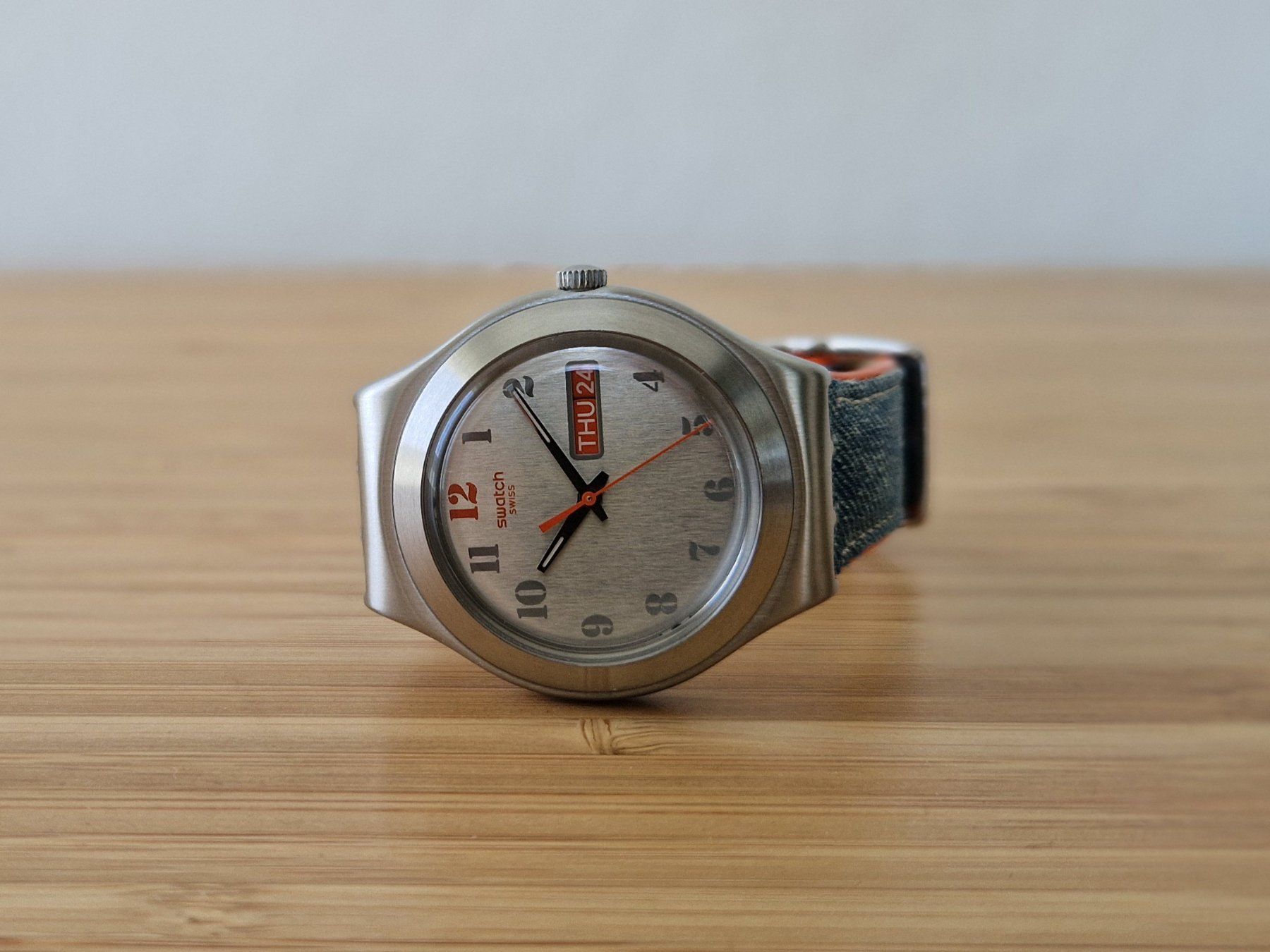 Swatch Orologi: Swatch Jeans Me – Nuovo (secondo la descrizione) da Dulliken venduto da legacybuyer 1