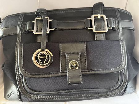 AIGNER Damenhandtasche original