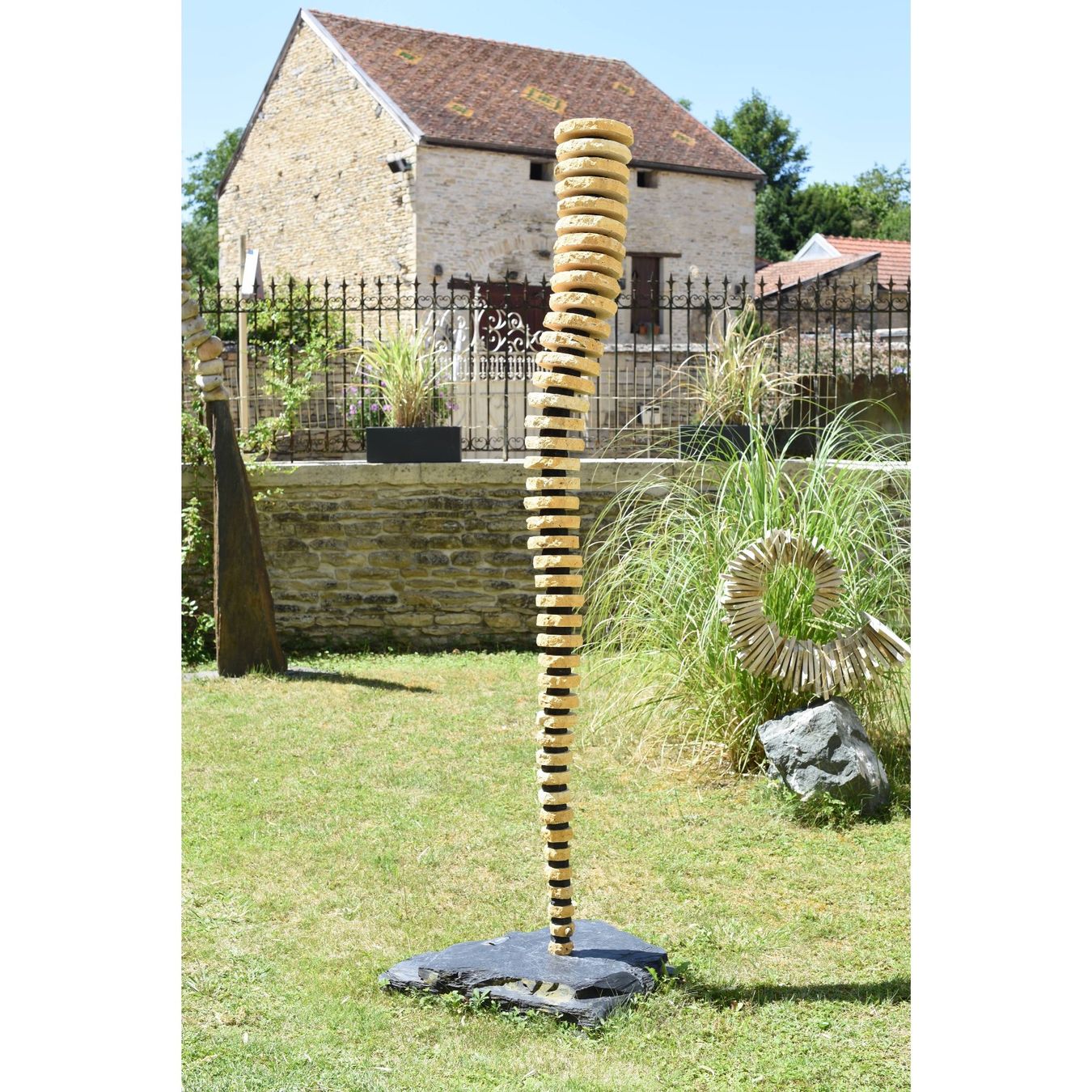 Sculture & Statue: Sculpture Monumentale Travertin Ardoise - Décoration Maison – Usato da GEMEAUX venduto da MarcMugnierSculpture 1