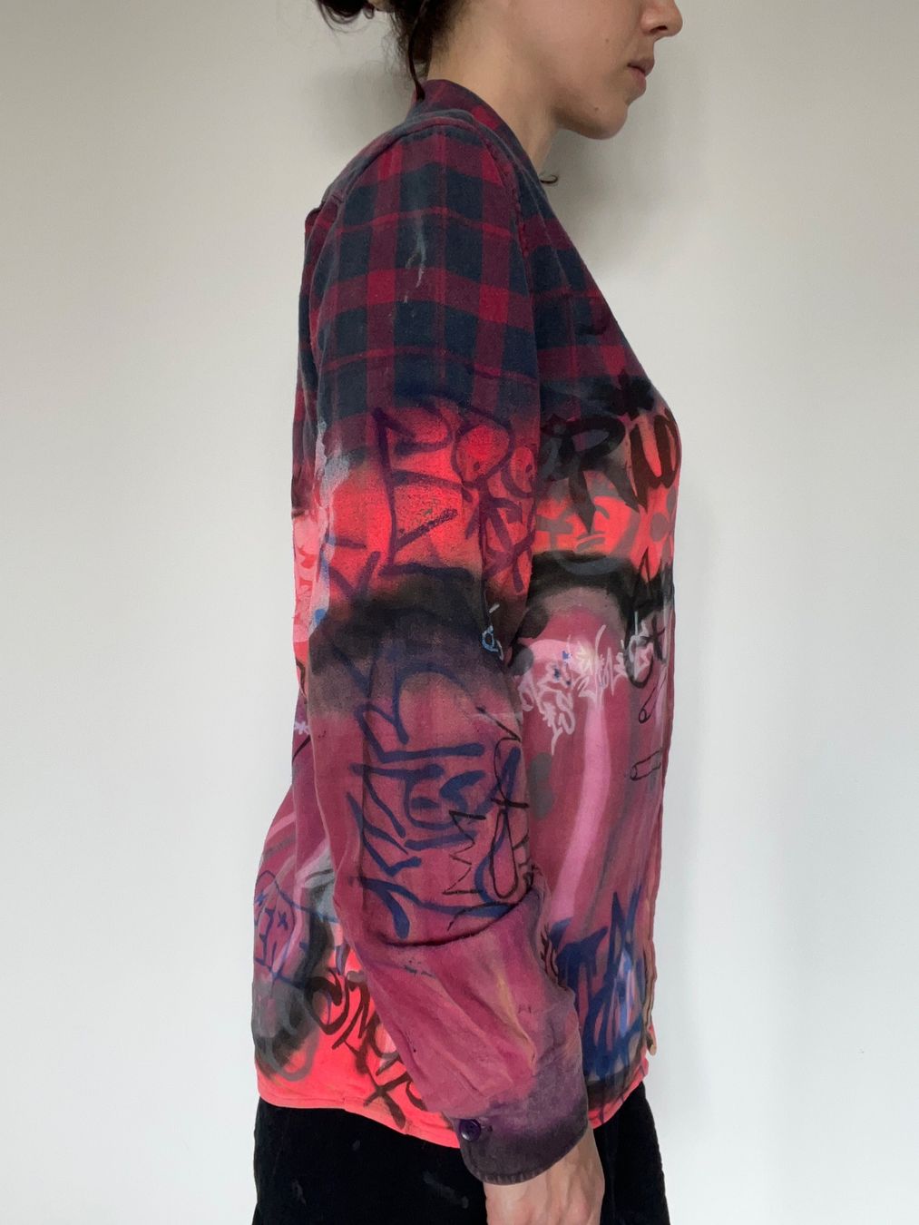 Hemden: Recycled Graffiti Flannel Shirt – Gebraucht aus Bolligen von Zigentala 3