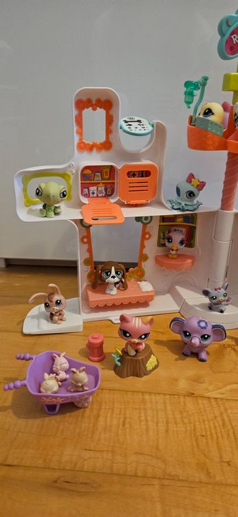 Littlest Pet Shop: Rescue Tails Center / Tierrettungszentrum (Gebraucht ...