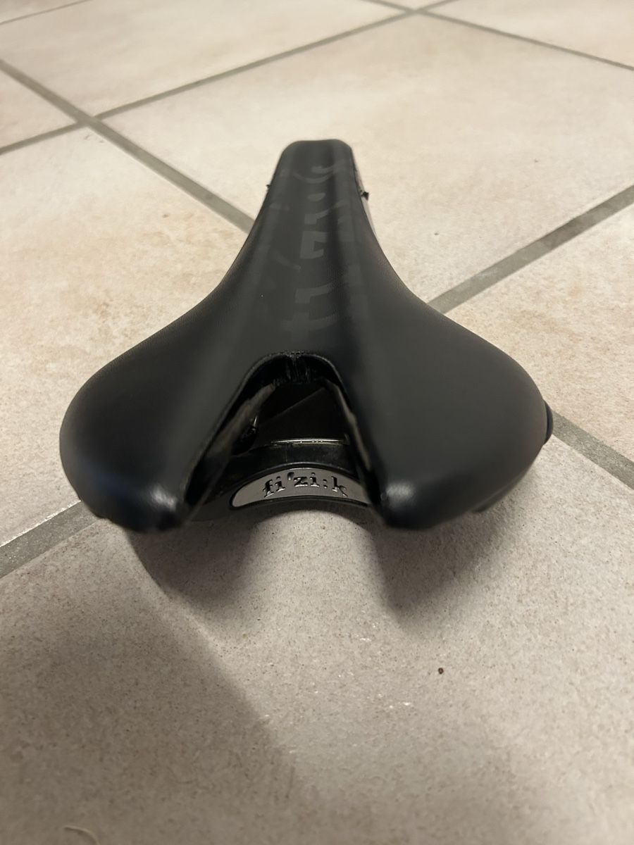 Fizik Pièces détachées: Fizik Sattel / Rennradsattel – D'occasion à Frick par manasvelanile 2