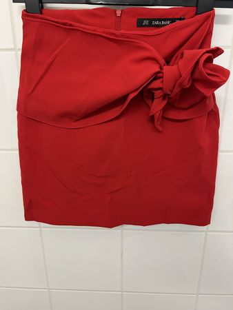 Roter Jupe von ZARA
