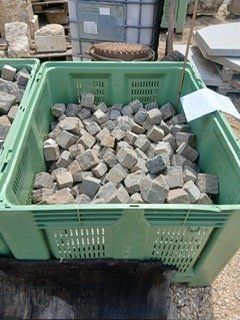 Bodenbeläge: Pavés 8/11 – Gebraucht aus L'Isle von Outils