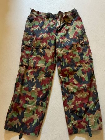 Schweizer Armee Hose TAZ 57 Alpenflage (Grösse 48/72)