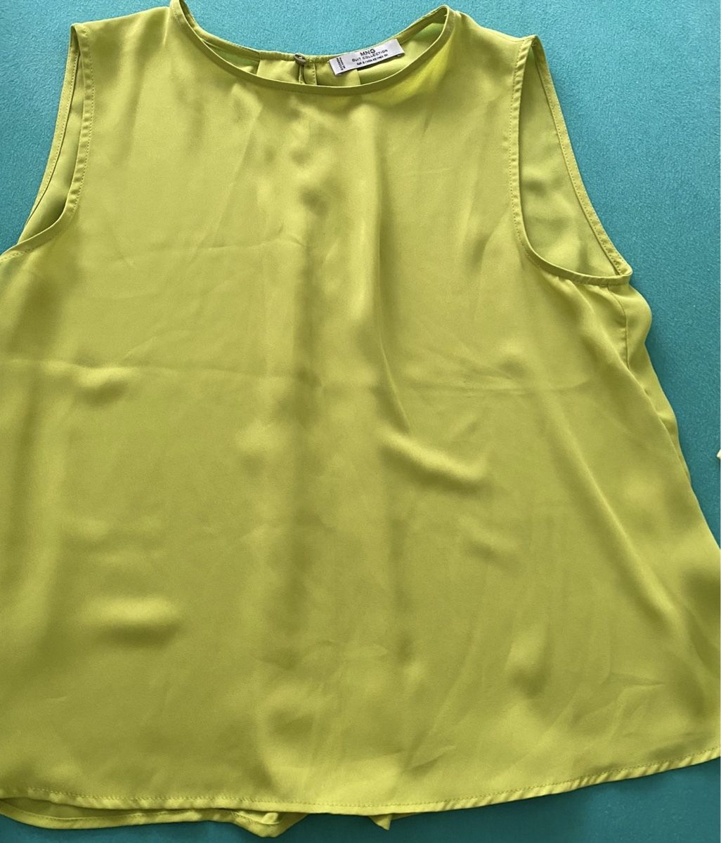 Benetton Hosen: Benetton Hose & Mango Bluse – Gebraucht aus Zollikerberg von Jvac2 2