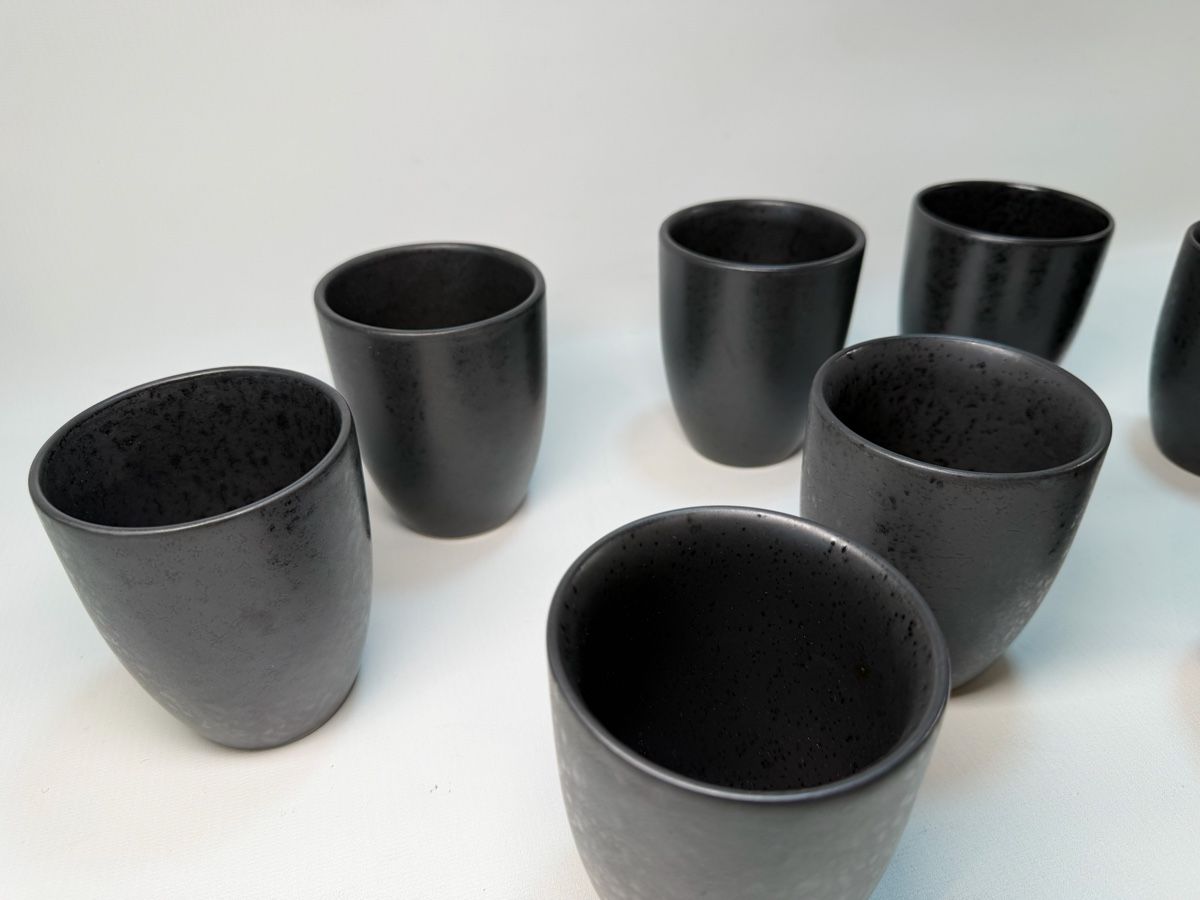 Tazze: 8 BITZ Design Keramikbecher Schwarz Danish Design Set – Nuovo (secondo la descrizione) da Rombach venduto da vir_2dsd 4