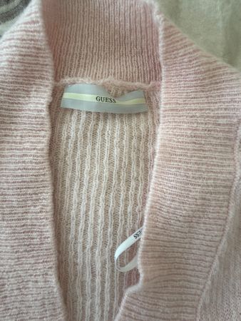GUESS Strickjacke, Rosa, Gr. S, kuschelig für den Frühling!