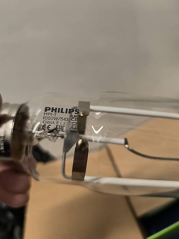 Philips Lampade: Glühbirne Philips HPI-T 1000W E40 – Usato da Kehrsatz venduto da Galopom 3