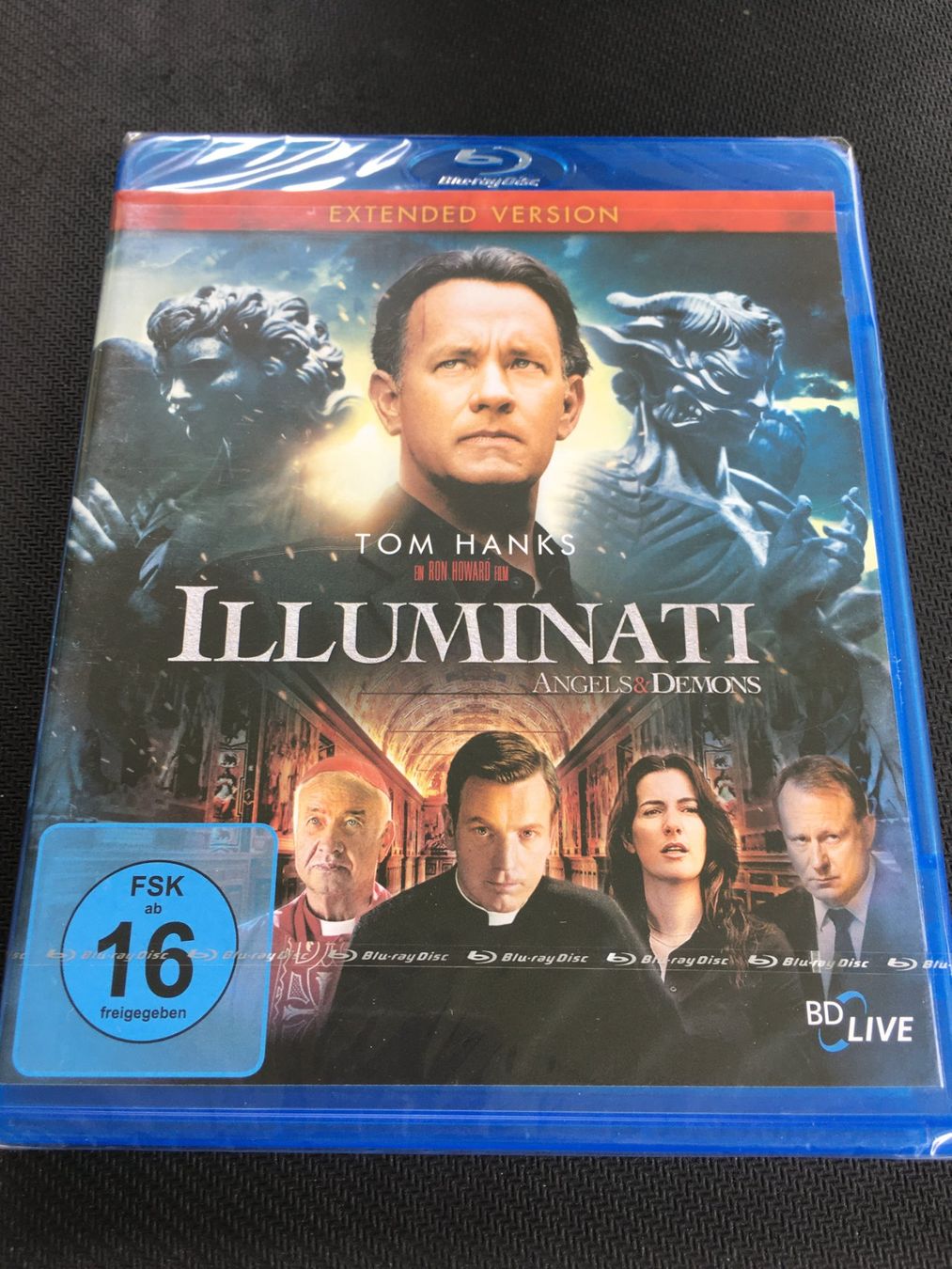 Tutti i DVDs: Tom Hanks - Illuminati (Blu-Ray) Neu/Sealed – Nuovo e nell'imballaggio originale da St.Gallen venduto da MedienJoe