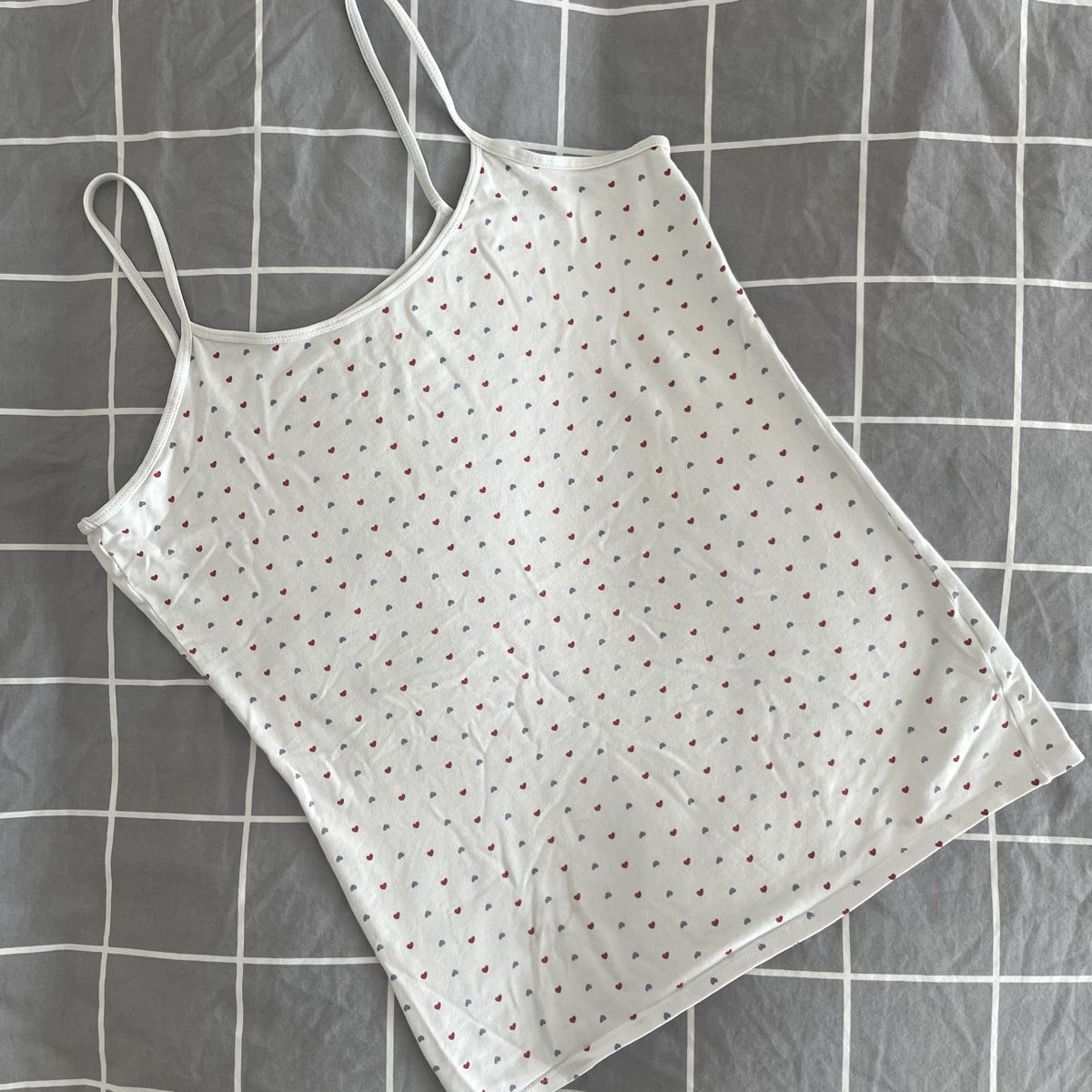 Camicette, T-shirt & Top: Top mit Herzmuster, Grösse 158/164, weiss – Usato da Schaffhausen venduto da el.bel23