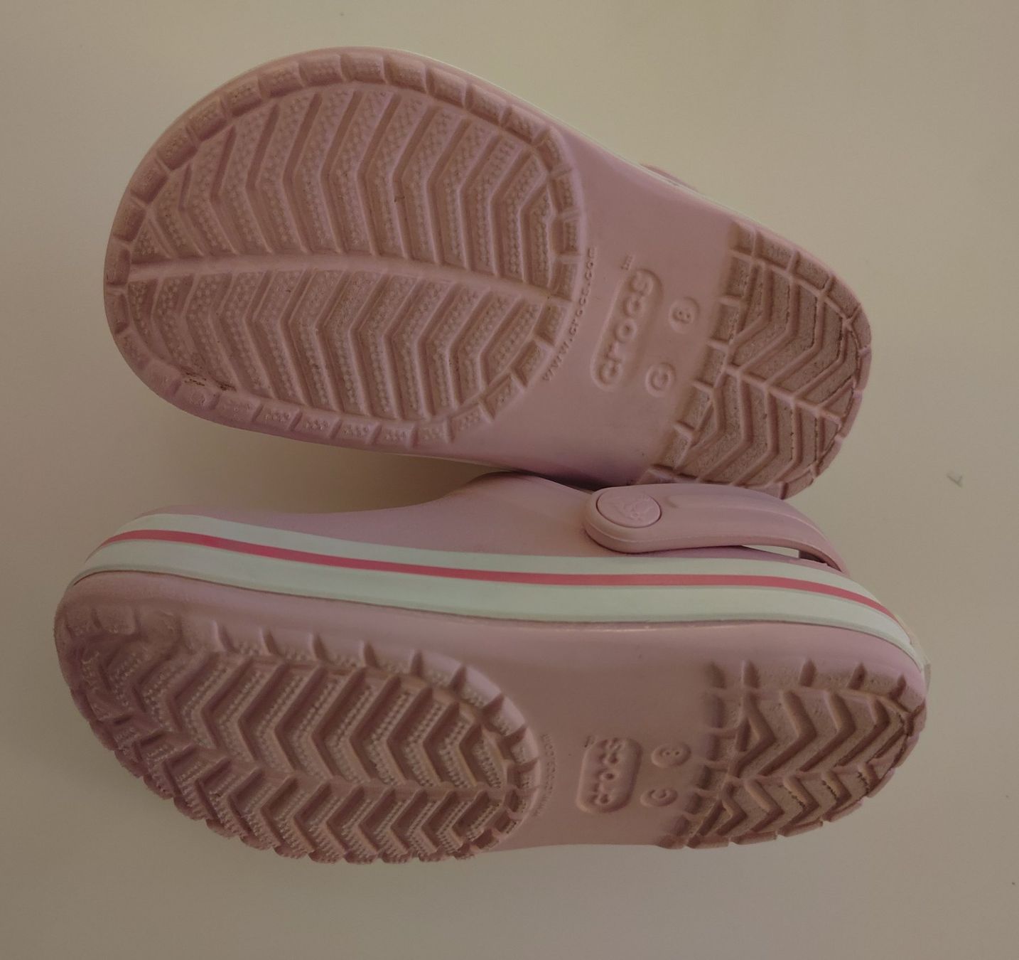 Crocs Schuhe für Mädchen: Original Crocs, pink, Grösse 25/C8 – Gebraucht aus Einsiedeln von pattymary 2