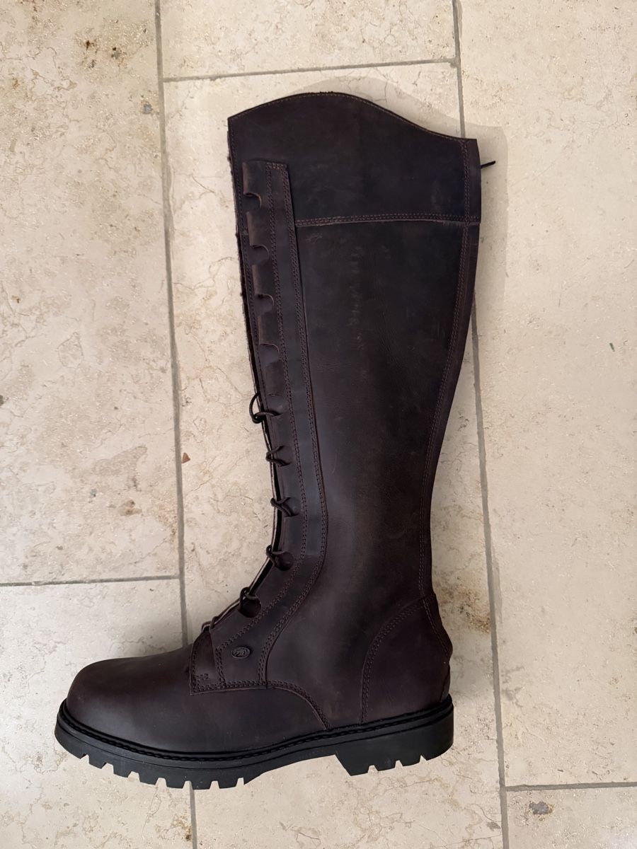 Felix Bühler Scarpe da uomo: Felix Bühler, Braune Lederstiefel, Grösse 42, – Nuovo (secondo la descrizione) da Oberentfelden venduto da Aidan1981