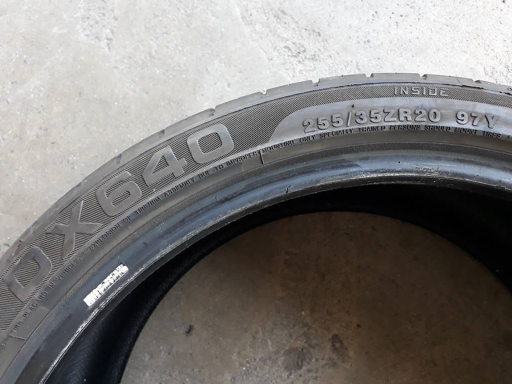 Pneumatici & Ruote complete: Sommerpneu  255 / 35 20 – Usato da Schmerikon venduto da 1qw2 2