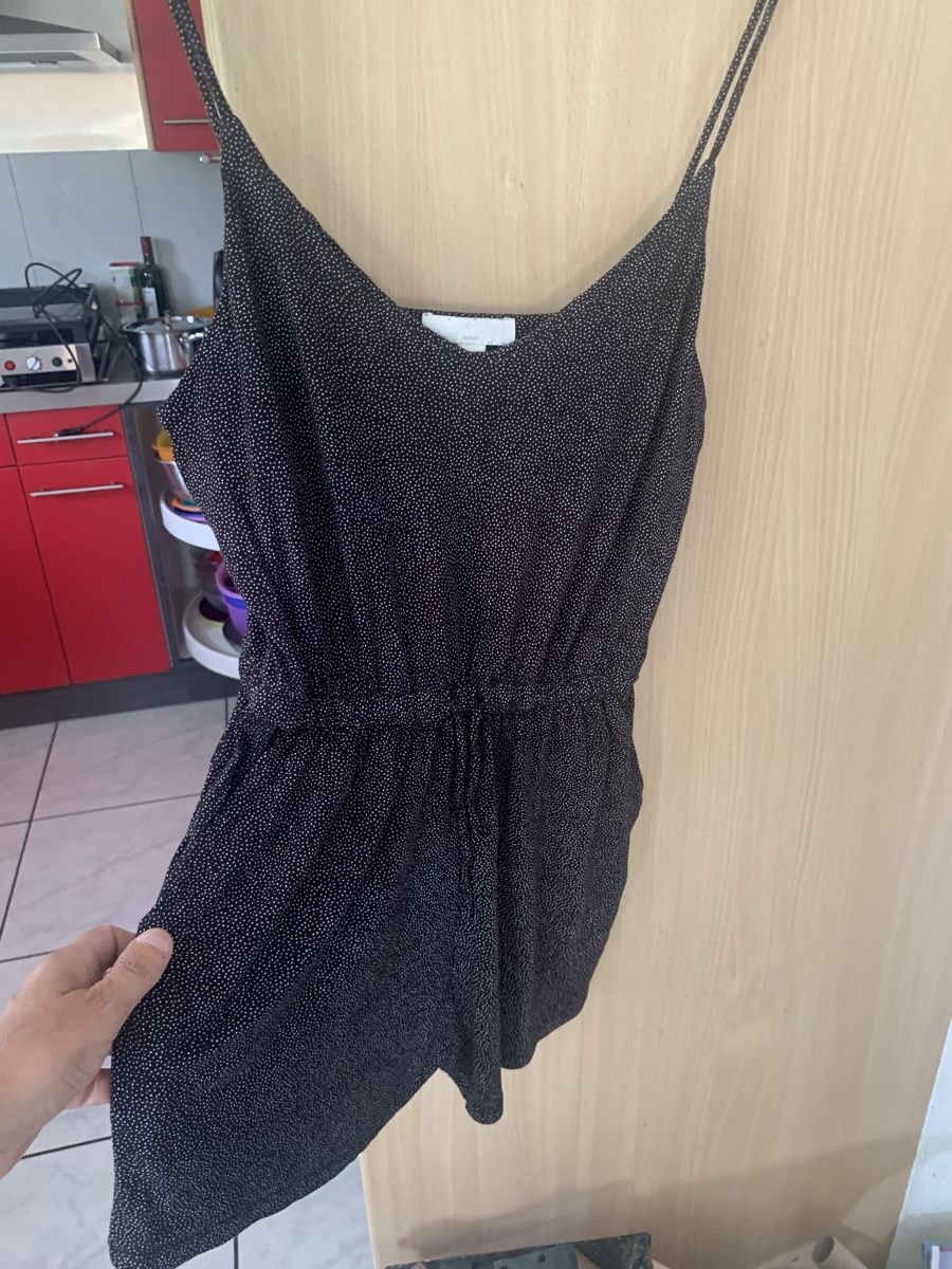 H&M Vestiti: Short combi taille XS – Usato da Domdidier venduto da qatar1973 1
