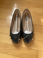 Ballet shoes (ballerinas)