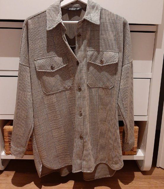 Stradivarius Giacche: dünne Jacke von Stradivarius – Nuovo (secondo la descrizione) da Rothenthurm venduto da Michele_1967