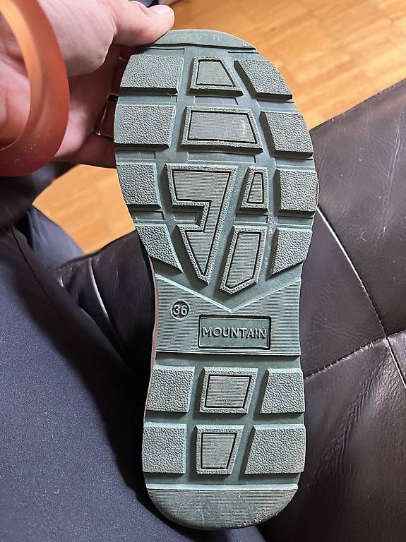 Herrenschuhe: Turnschuhe Beach Mountain – Neu und originalverpackt aus Baden von blueanastasia 2