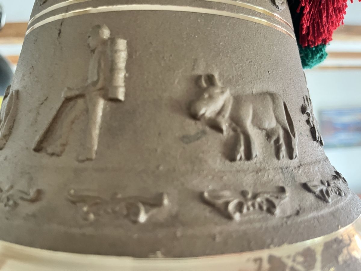 Campanacci mucche: Glocke mit Fransenriemen  – Nuovo (secondo la descrizione) da Gansingen venduto da Hofmatt1882 1