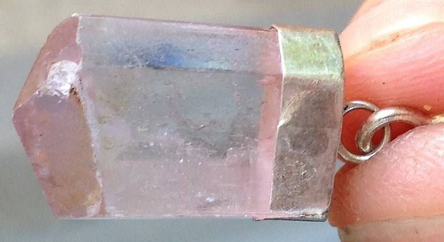 Minerali & Pietre curative: pendentif kunzite – Usato da Vevey venduto da zabounetta 3