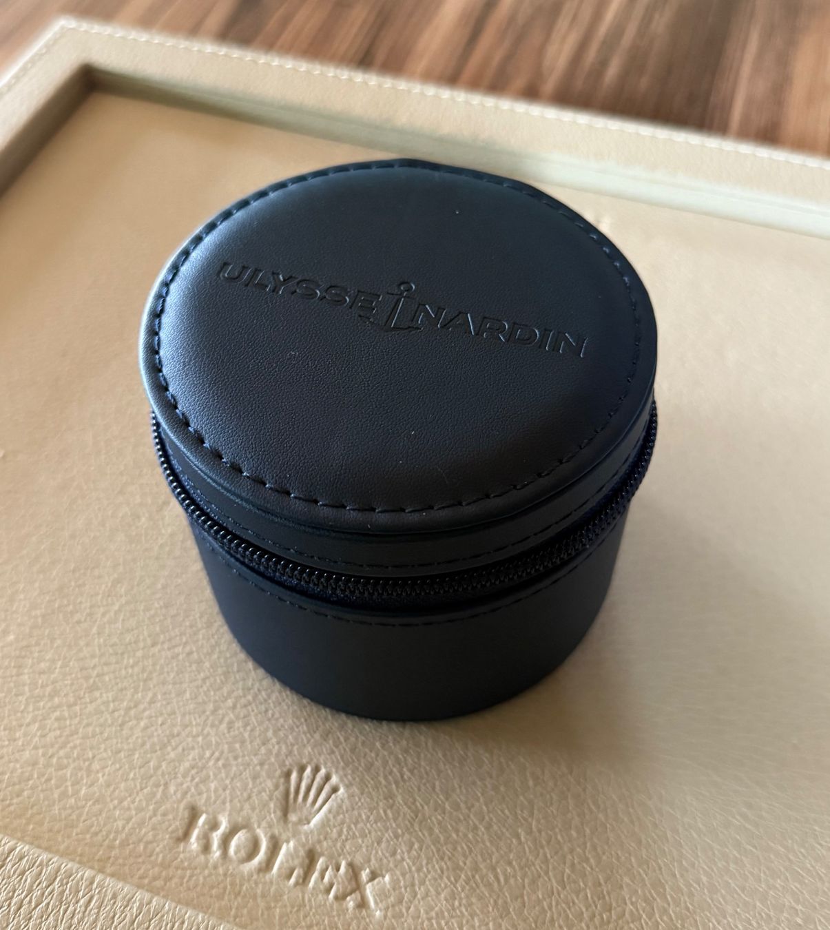 Ulysse Nardin Orologi: Ulysse Nardin / Pouch / Etui – Nuovo (secondo la descrizione) da Horw venduto da Richmond_Watches 1