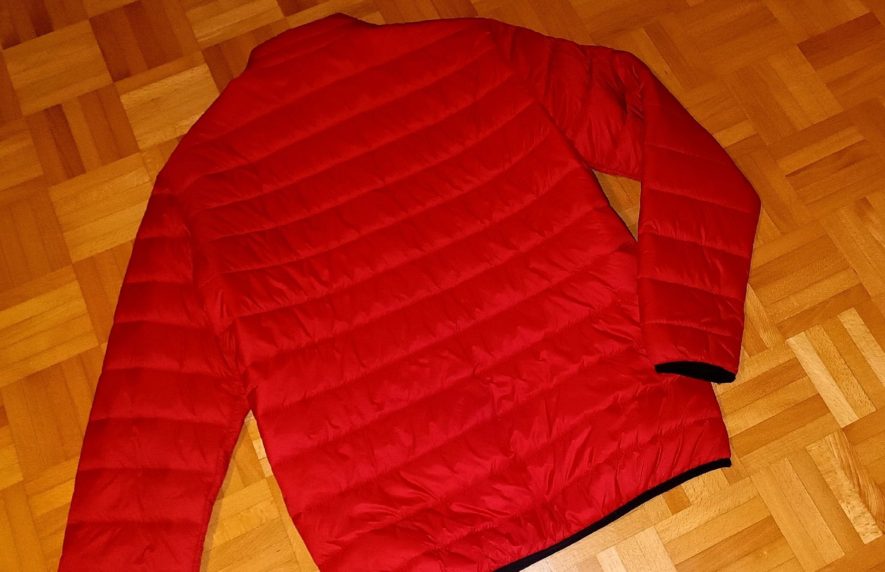 Jack & Jones Giacche: Jack&Jones Jacke Herbst grosse S rot – Usato da Rümikon AG venduto da kar_8vy5 1