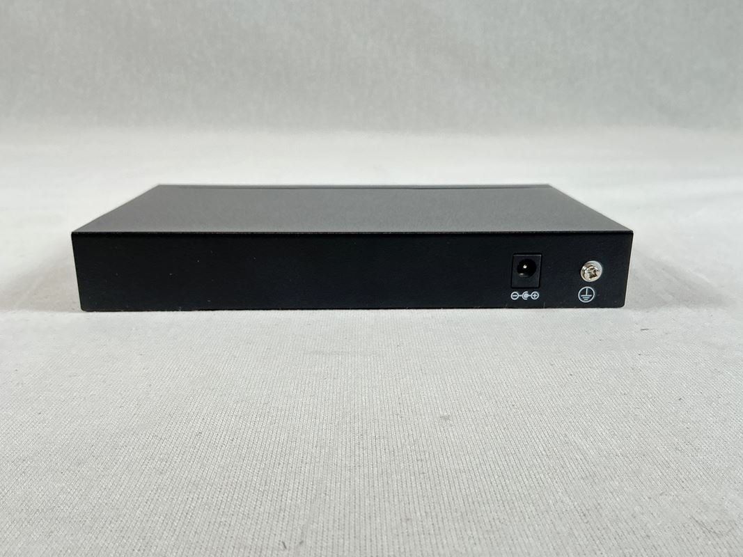 Hub & Switch: TENDA Netzwerk Switch – Usato da Richterswil venduto da Restwert_Richterswil 2