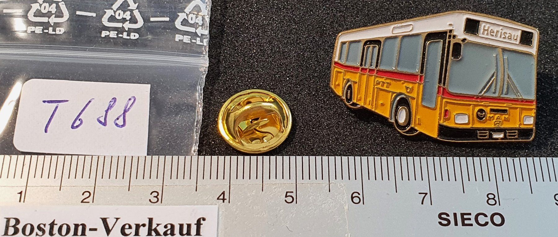 Man Placchette & Badge: T688 - Pin Post PTT Postauto MAN  Herisau – Usato da Reinach BL venduto da Boston-Verkauf 1