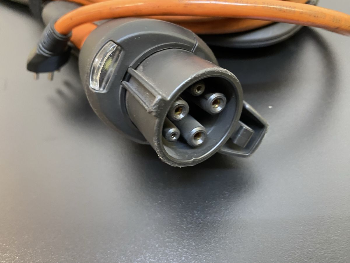 Batterie-Ladegeräte: Ladegerät von Voltec Intertek – Gebraucht aus Hägglingen von Karin0802 3