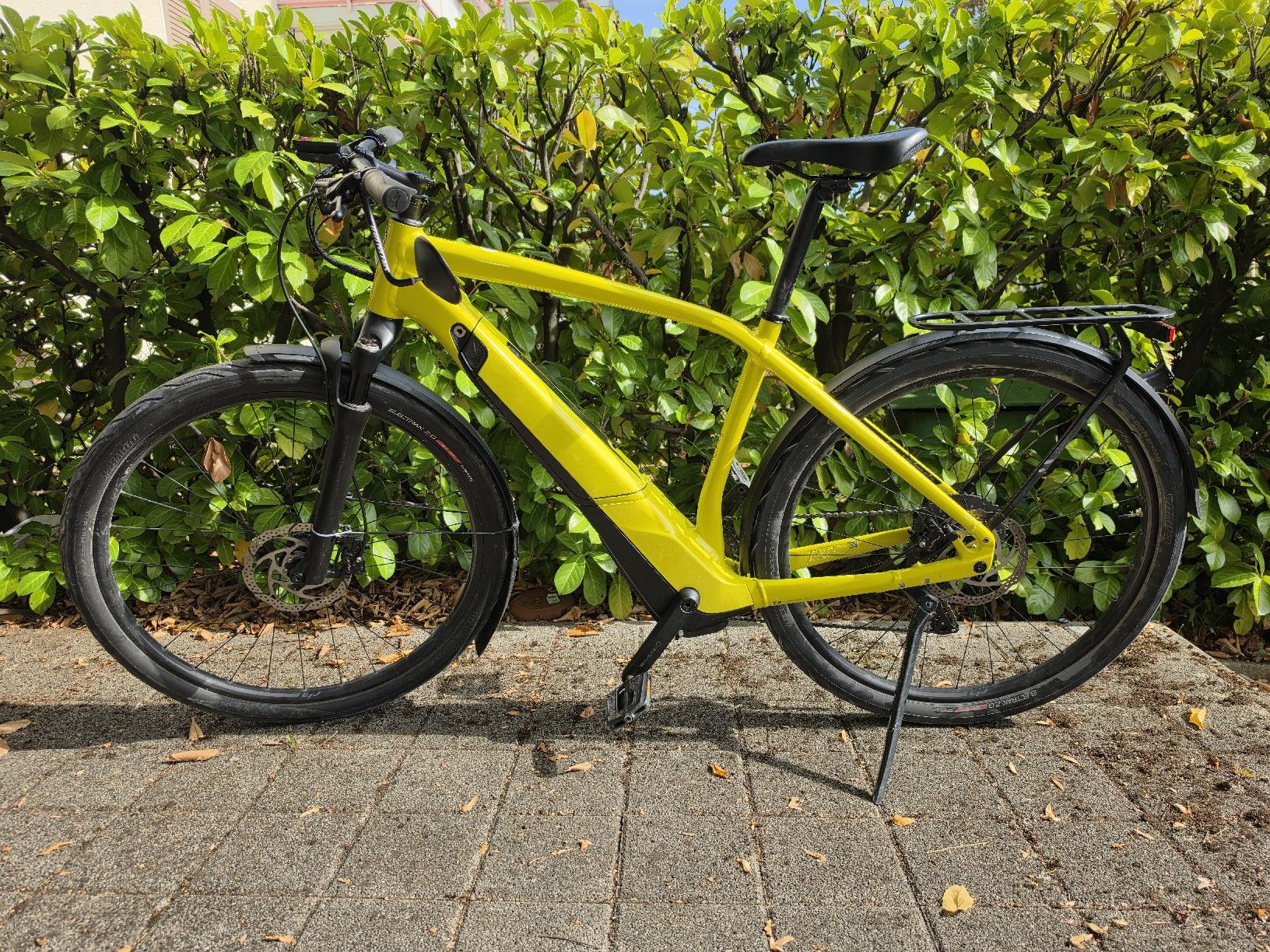 Specialized Vélos: Specialized Vado 45km/h Defekt  – Défectueux à Winterthur par TheMatrixHasYou