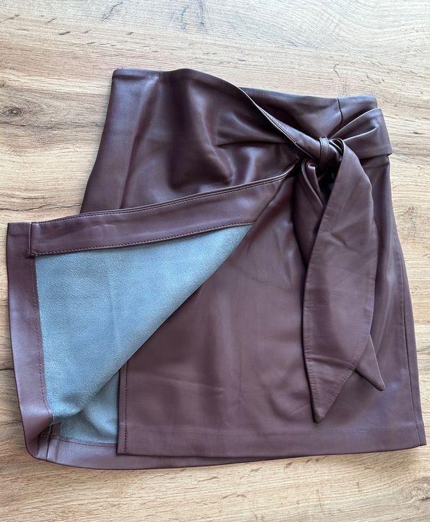 Mango Gonne: Mango Jupe aus Kunstleder – Nuovo (secondo la descrizione) da Urdorf venduto da fairfashion 6