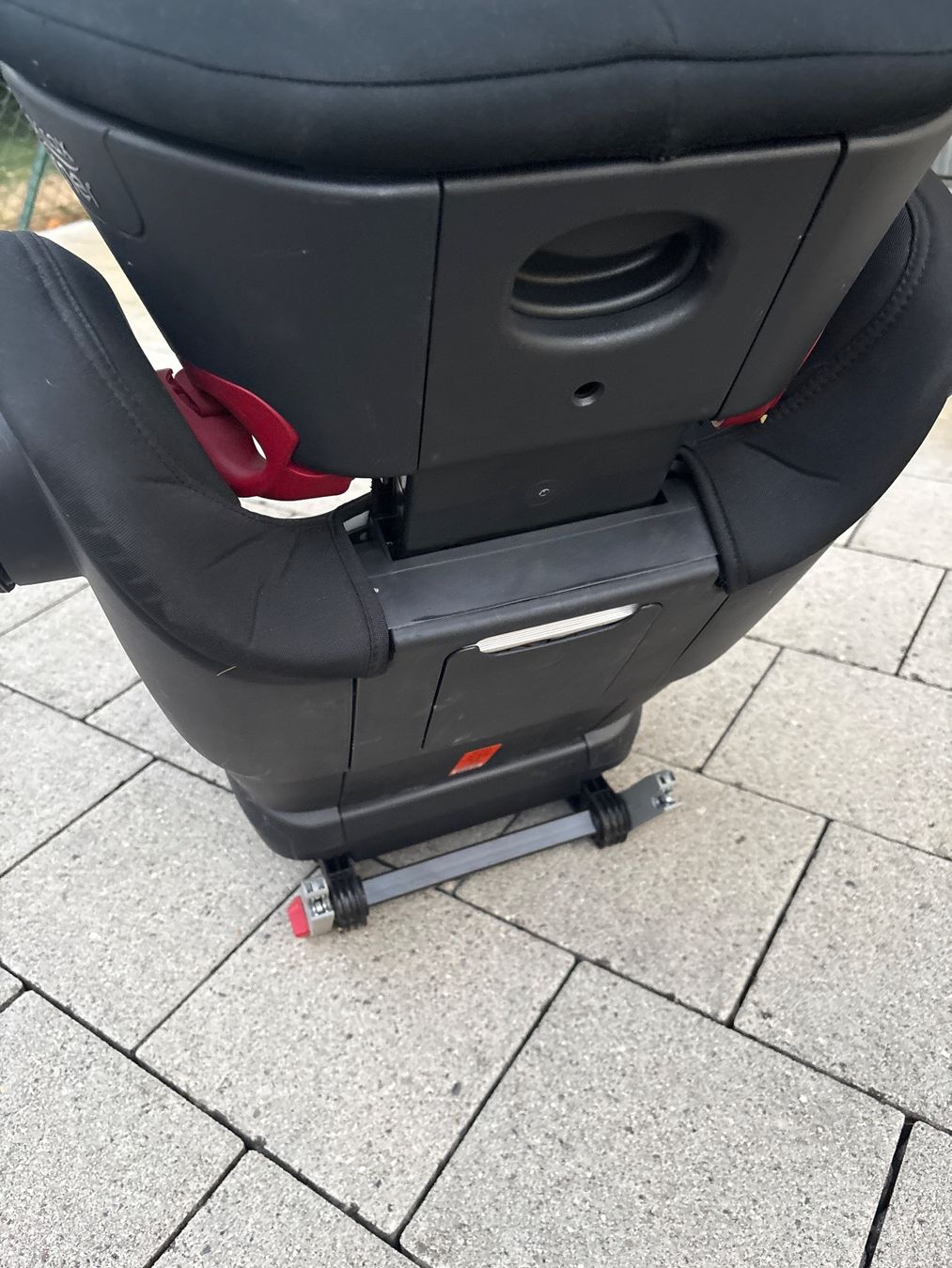 Britax Römer Seggiolini per auto: Siège auto Britax Römer noir bon état – Usato da Eclépens venduto da Happymom 2