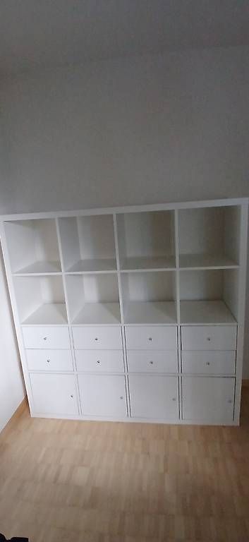 Étagères: Ikea Kallax Regal weiss – D'occasion à Wermatswil par Himmel2020
