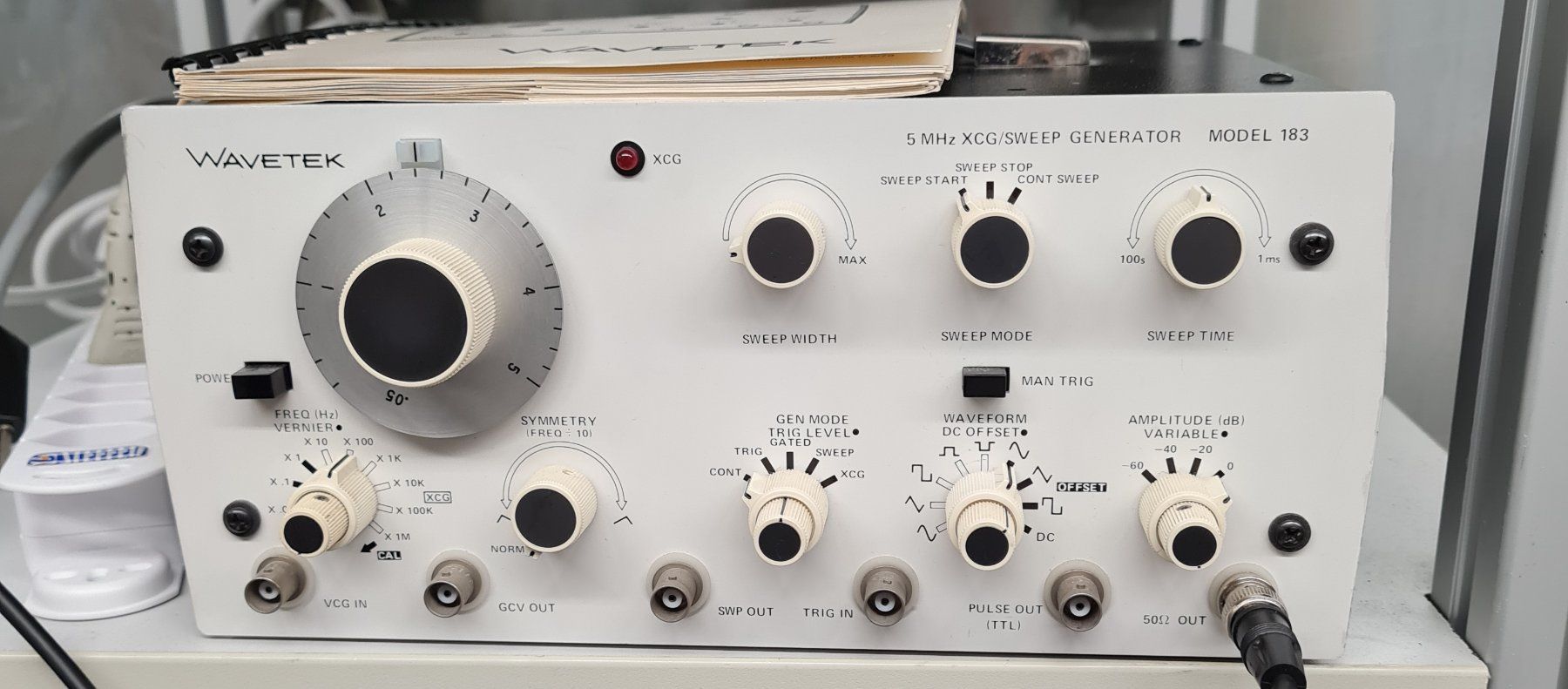 Wavetek 183 XCG/Sweep Generator 5MHz mit original Manuals (Gebraucht ...
