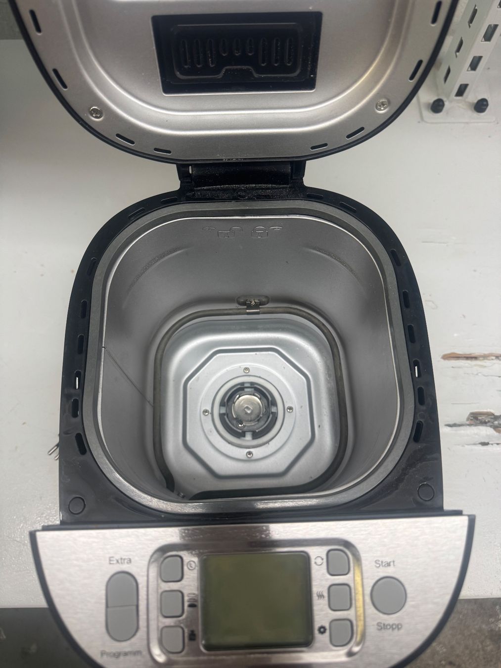 Betty Bossi Küchengeräte: Betty Bossi Brotbackautomat Pro – Gebraucht aus Zürich von pamleano 2