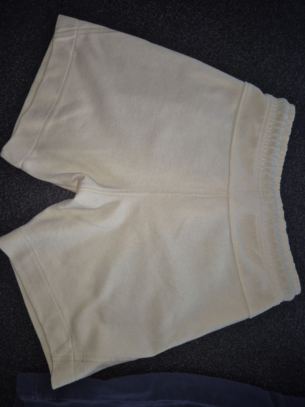 Pantaloni: 2x Gr. 128 Jungen Shorts – Usato da Altendorf venduto da caj_hry2 2