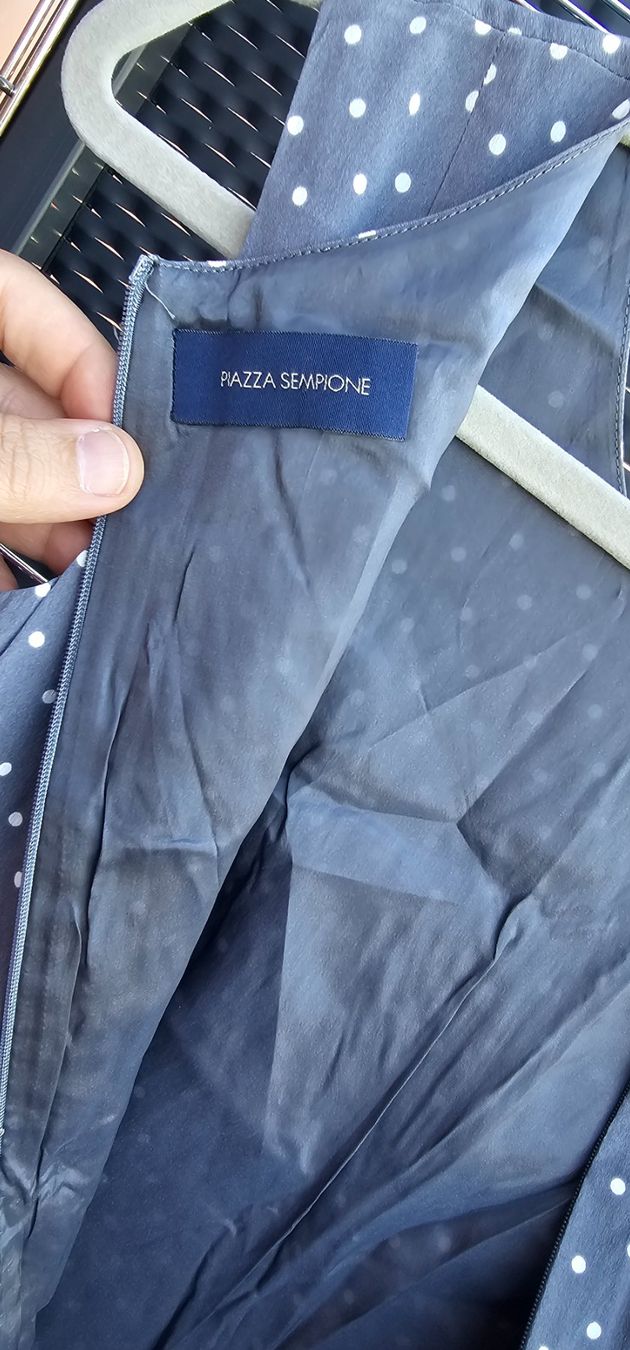 Robes: Piazza Sempione Seidenkleid – D'occasion à Zürich par bil_s7tp 2