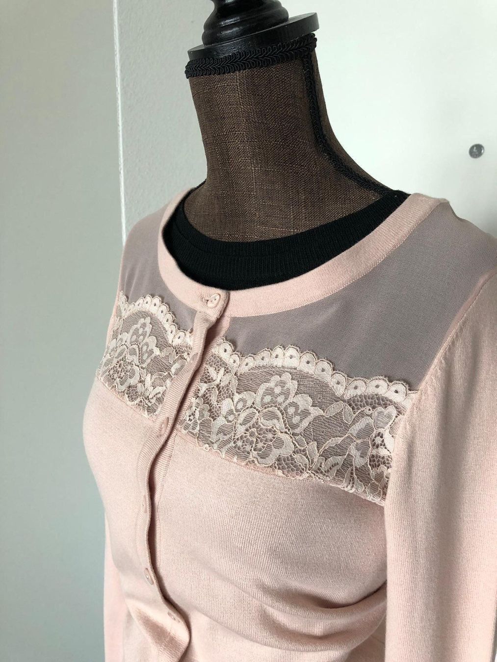 Camicette: Kardigan mit Spitze – Usato da Winkel venduto da Glamour4You 3