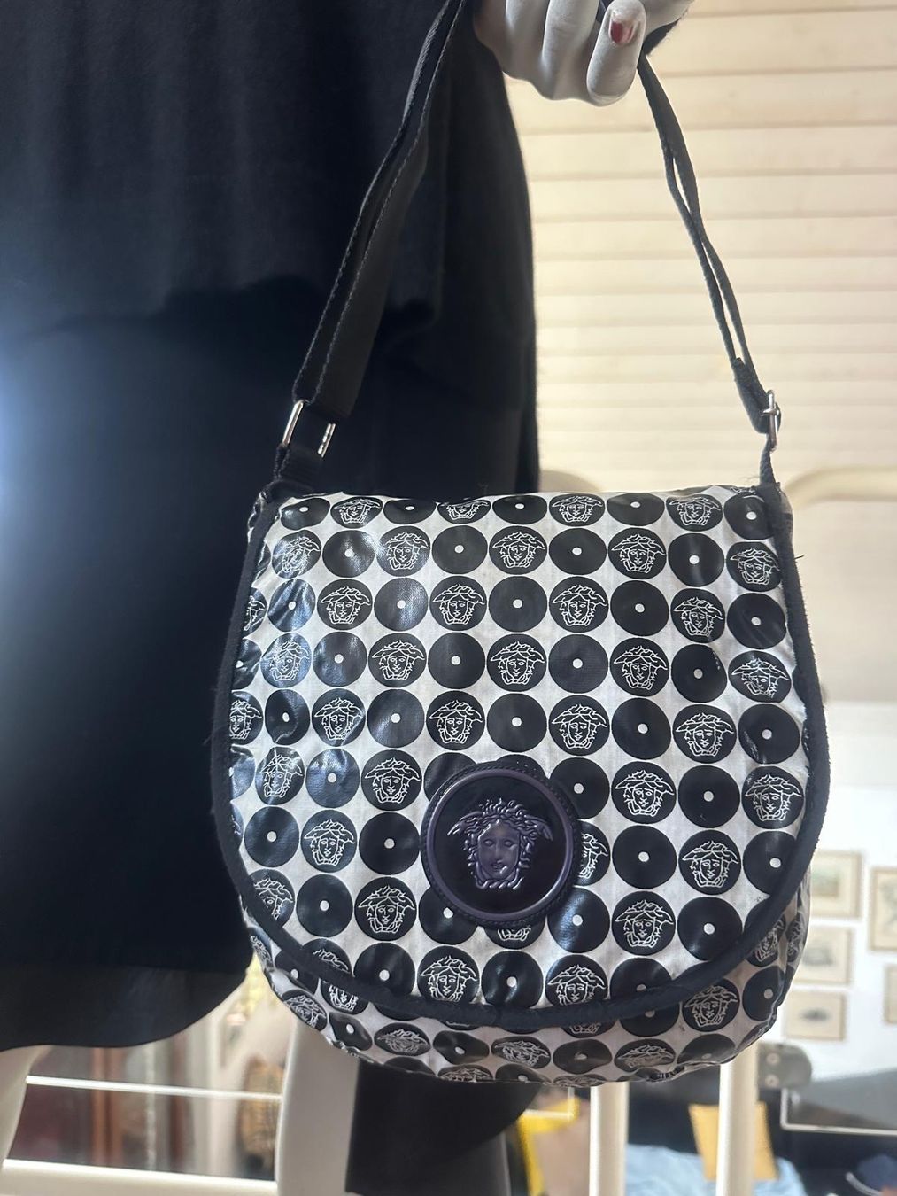 Versace Borse da donna: Tasche von YOUNG VERSACE – Usato da Neuhausen venduto da Lechasseur 1
