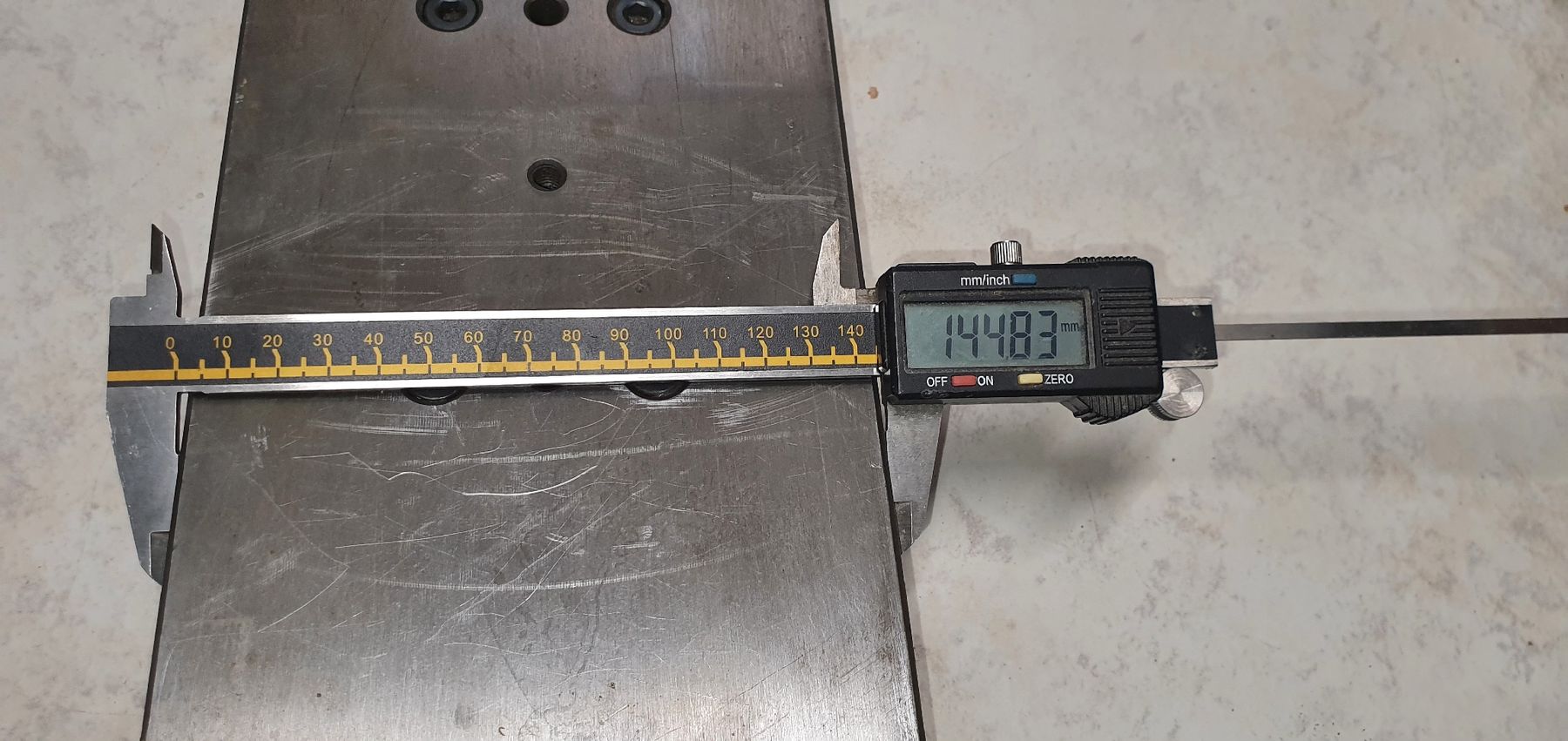 Cuscinetti a sfere: Table coulissante Schneeberger acier – Usato da Chailly-Montreux venduto da Zorro123 3