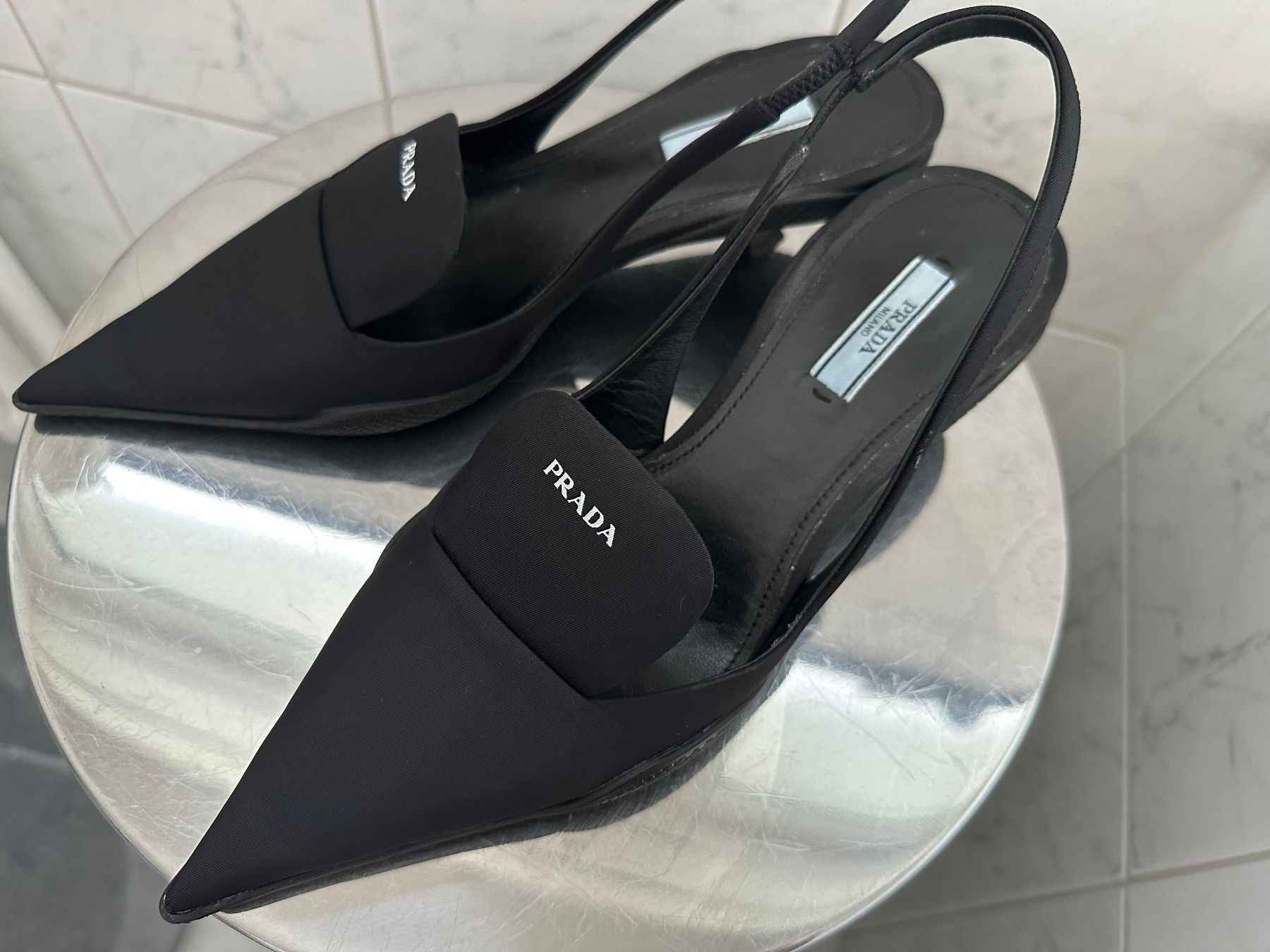 Prada Scarpe da donna: Original Prada Slingback-Pumps Grösse 38 – Nuovo (secondo la descrizione) da Mörschwil venduto da muenggeli99 1