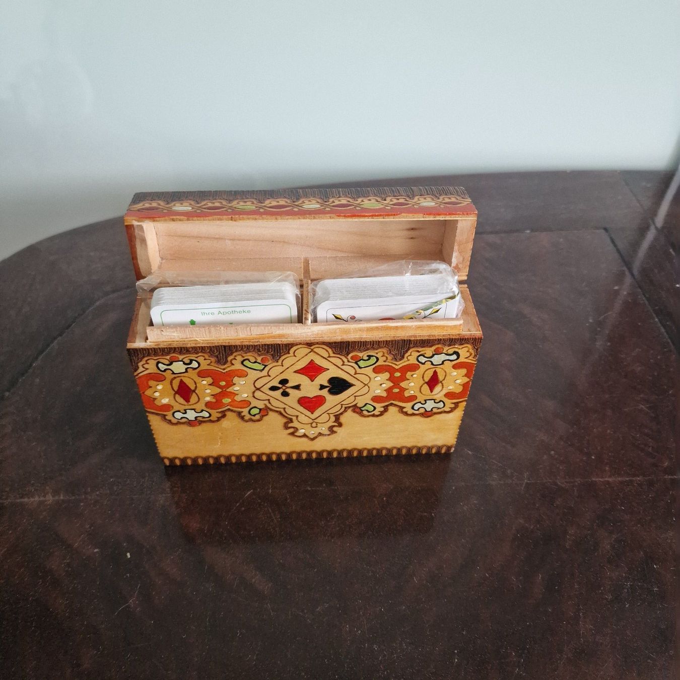 Giochi: Holzbox mit Schweizer Spielkarten, nostalgisch handbemalt – Usato da Birr venduto da sen_8djr 4