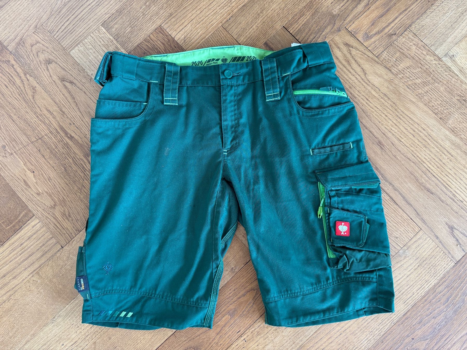 Engelbert Strauss Pantaloni: Kurze Engelbert Strauss Grösse 44 Hose motion Damen – Nuovo (secondo la descrizione) da Ennetbaden venduto da mapa05