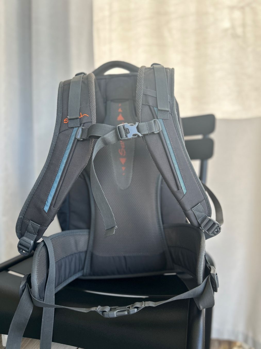 Satch Zaini: Schulrucksack von Satch Pack – Usato da Baar venduto da Reddot 2