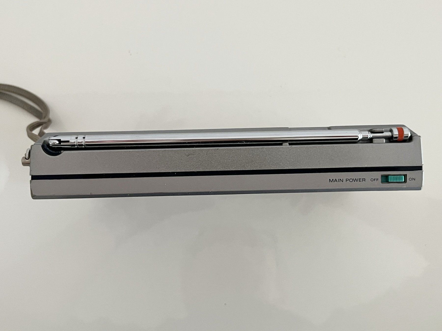 Sony Radio: Sony Weltempfänger ICF-7600D – Usato da Gerlafingen venduto da suwuscha 4